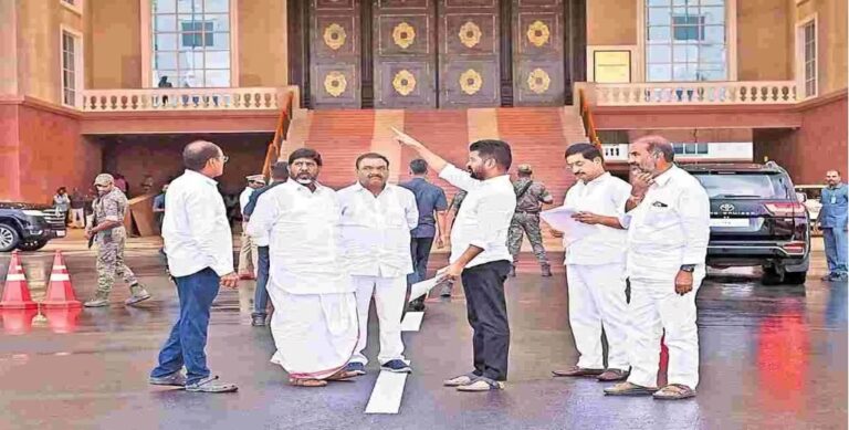 తెలంగాణ తల్లి విగ్రహాన్ని పదేళ్లలో పెట్టలేదేం..?-సీఎం రేవంత్ రెడ్డి