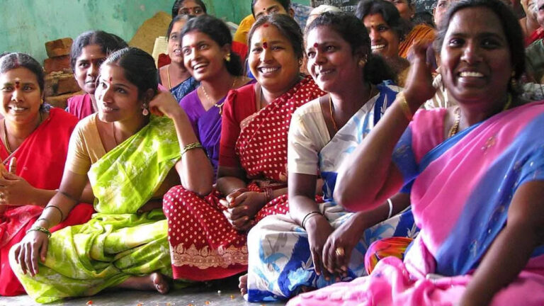 Andhra News: ఏపీలోని మహిళలకు గుడ్‌న్యూస్.. అకౌంట్లోకి రూ.15 వేలు.. చెక్ చేసుకోండి