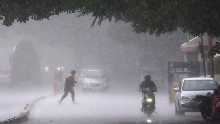 Andhra Pradesh Rains,ఏపీకి వాతావరణశాఖ హెచ్చరిక.. ఈ జిల్లాల్లో వర్షాలు, పిడుగులు పడతాయి జాగ్రత్త – rains and high temperatures in these districts at andhra pradesh