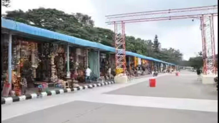 Lpg Gas Shortage Tirumala Hotels Close,తిరుమలను తాకిన గ్యాస్ కొరత.. ఫాస్ట్‌ఫుడ్ సెంటర్లు, టీ షాపులు బంద్..! – fast food centers and tea shops shut in tirumala due to shortage of commercial lpg cylinders