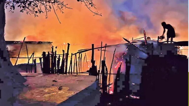 Andhra News: పొట్టకూటికోసమని వెళ్లి.. ఒకే కుటుంబానికి చెందిన ముగ్గురు అన్నదమ్ములు మృతి Andhra News: పొట్టకూటికోసమని వెళ్లి.. ఒకే కుటుంబానికి చెందిన ముగ్గురు అన్నదమ్ములు మృతి